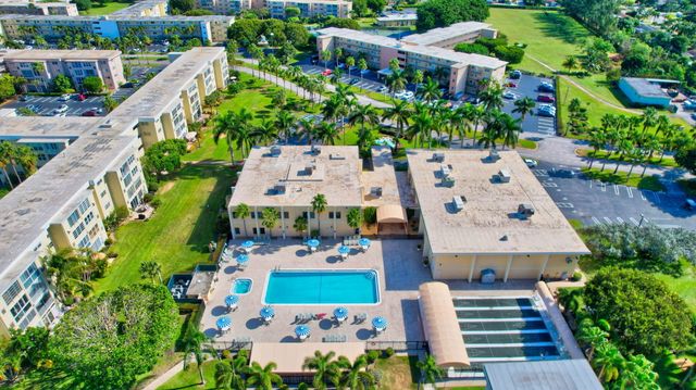 2615 NE 1st Court 312, Boynton Beach, FL 33435