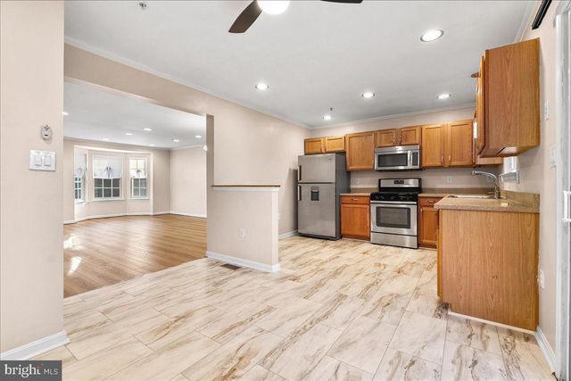 8232 DELLWOOD CT, Lanham, MD 20706