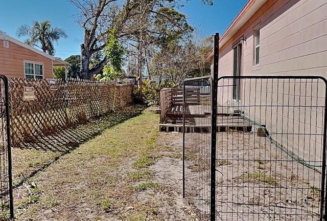 105 MELODY LANE, Largo, FL 33771