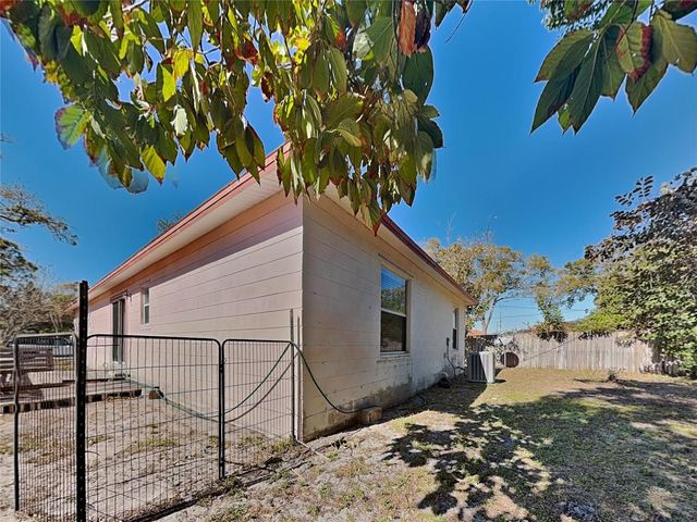 105 MELODY LANE, Largo, FL 33771