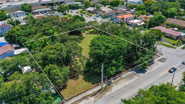 2810 NW 14th Street, Miami, FL 33125