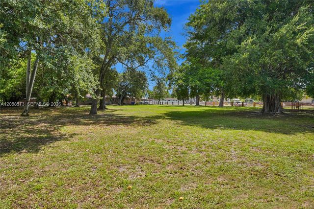 2810 NW 14th Street, Miami, FL 33125