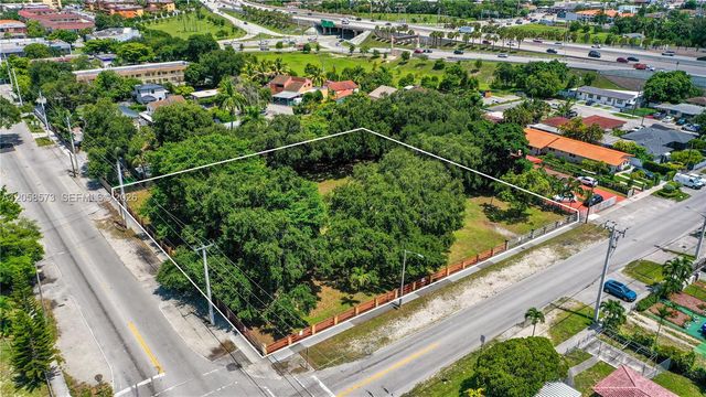 2810 NW 14th Street, Miami, FL 33125