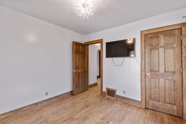 7528 W Beloit ROAD, West Allis, WI 53219