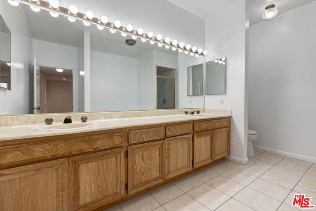 10475 Eastborne Avenue 107, Los Angeles, CA 90024