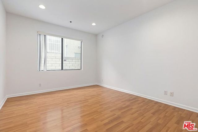 10475 Eastborne Avenue 107, Los Angeles, CA 90024