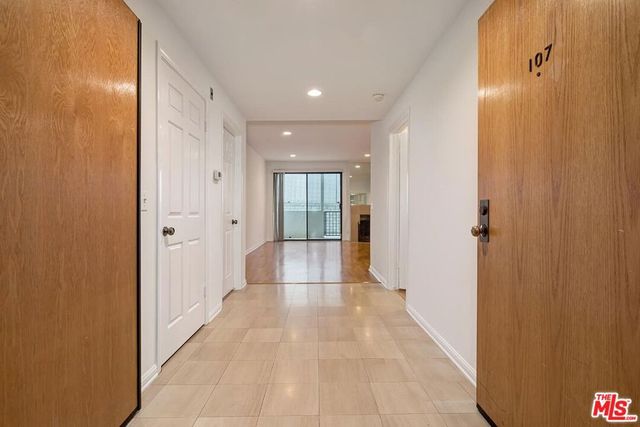 10475 Eastborne Avenue 107, Los Angeles, CA 90024