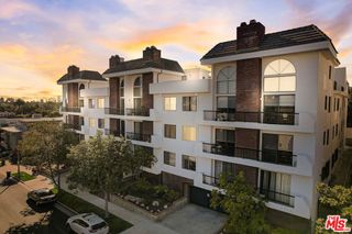 10475 Eastborne Avenue 107, Los Angeles, CA 90024