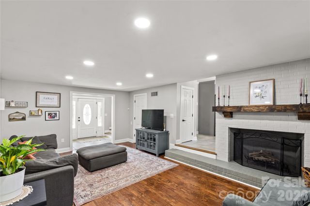 1212 Pinecrest Drive, Rock Hill, SC 29732