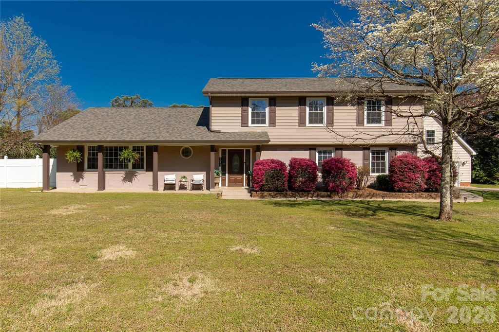1212 Pinecrest Drive, Rock Hill, SC 29732