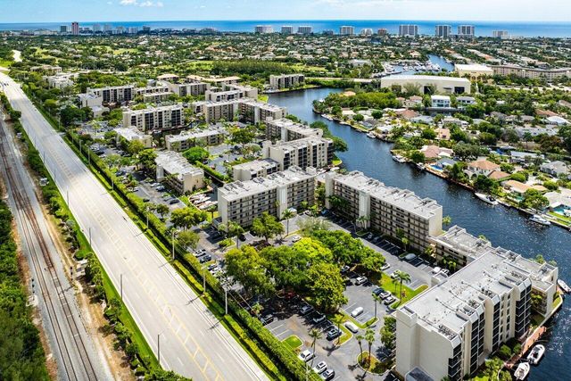 17 Royal Palm Way 105, Boca Raton, FL 33432