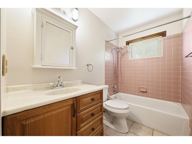 2901 Killarney Dr, Laporte, CO 80535