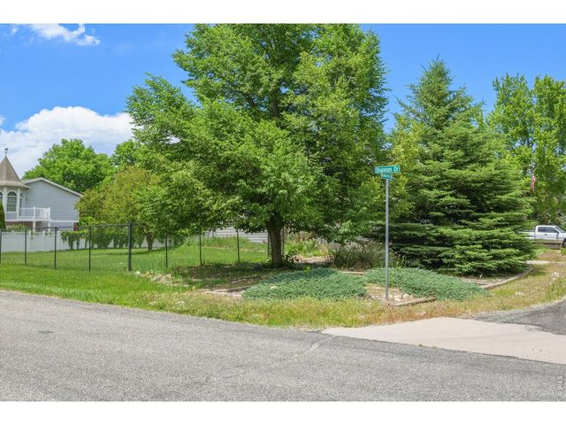 2901 Killarney Dr, Laporte, CO 80535