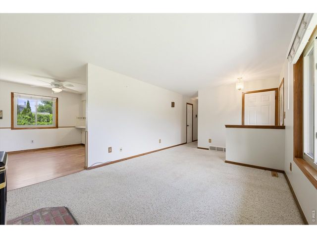 2901 Killarney Dr, Laporte, CO 80535