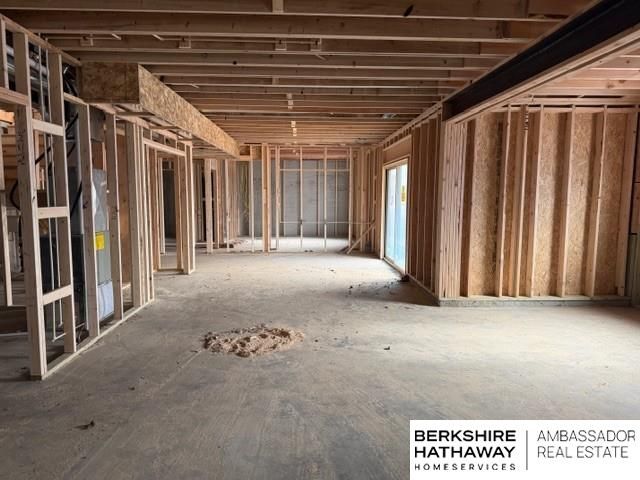 18505 Acorn Drive, Gretna, NE 68028