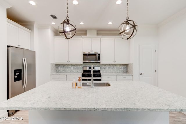 251 Gypsy Palace Lane, Daytona Beach, FL 32124