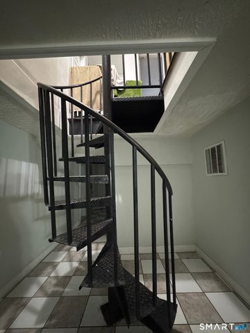 153 Marigold Avenue, Bridgeport, CT 06606