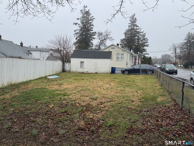 153 Marigold Avenue, Bridgeport, CT 06606