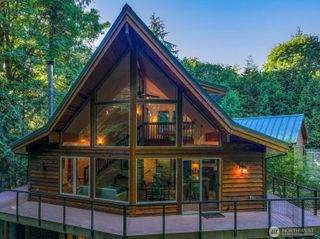 10860 Warren Road NW, Silverdale, WA 98383