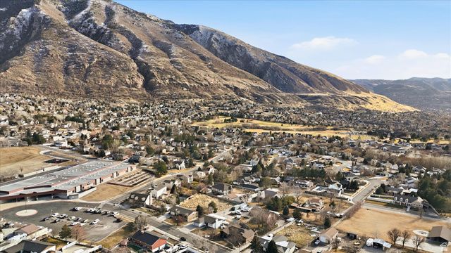 2192 E HIGH MESA DR, Sandy, UT 84092