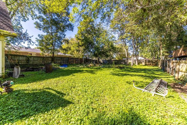 10116 W Crissy Avenue, Beach Park, IL 60099
