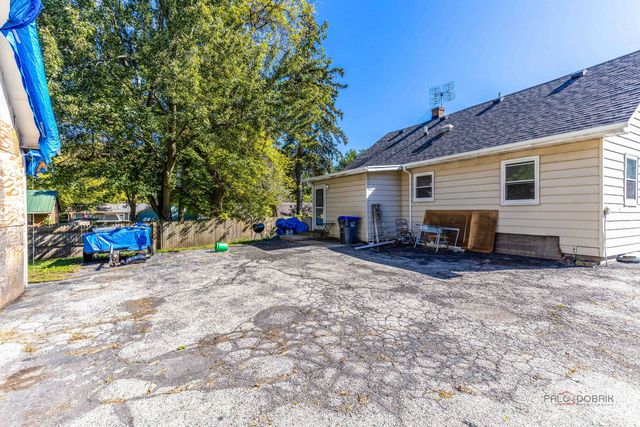 10116 W Crissy Avenue, Beach Park, IL 60099