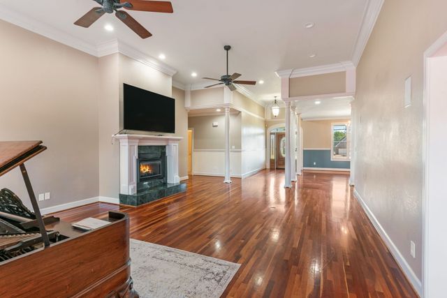 160 Mann Rd, Lebanon, TN 37087