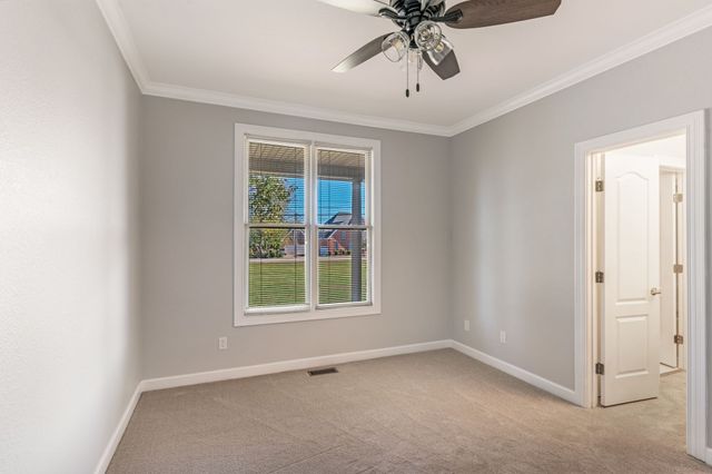 160 Mann Rd, Lebanon, TN 37087