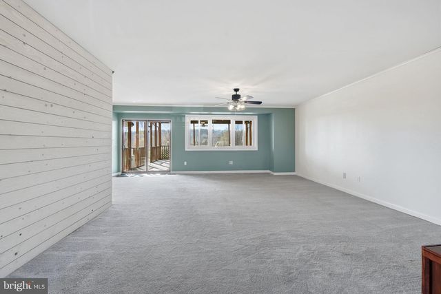 6501 FAIR SCHOOL RD, Glen Rock, PA 17327