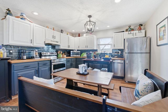 6501 FAIR SCHOOL RD, Glen Rock, PA 17327