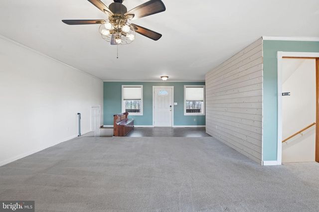 6501 FAIR SCHOOL RD, Glen Rock, PA 17327