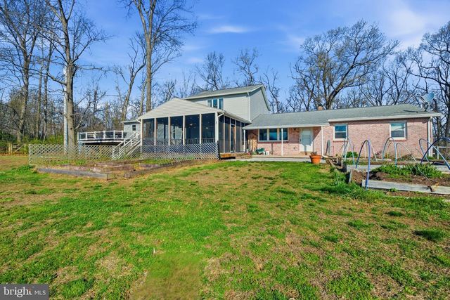 6501 FAIR SCHOOL RD, Glen Rock, PA 17327