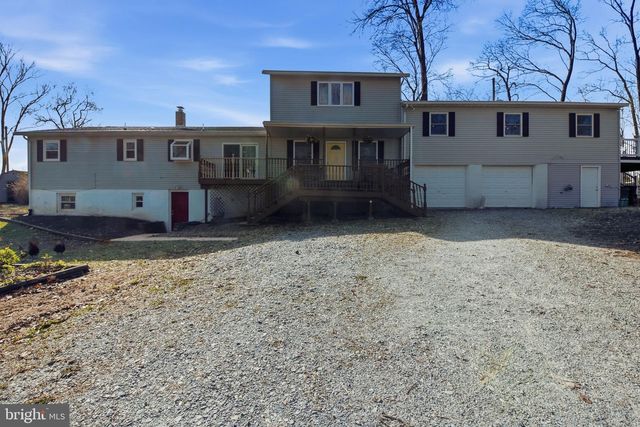 6501 FAIR SCHOOL RD, Glen Rock, PA 17327