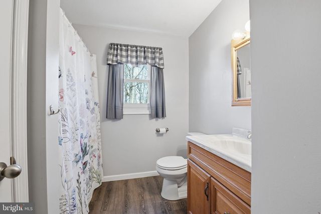 6501 FAIR SCHOOL RD, Glen Rock, PA 17327