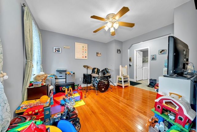 231 River St, Winchendon, MA 01475