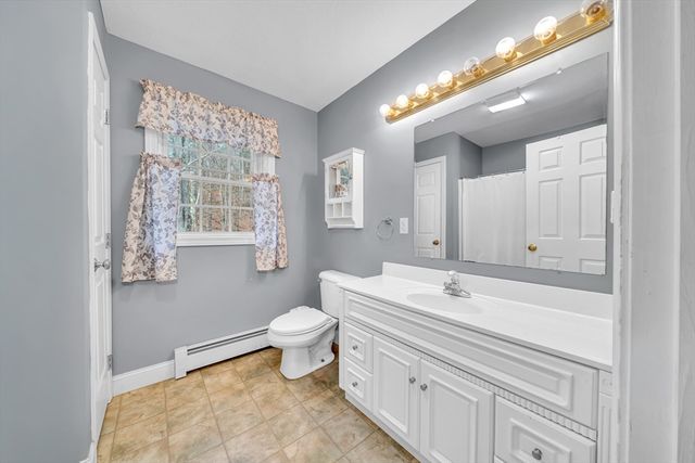 231 River St, Winchendon, MA 01475