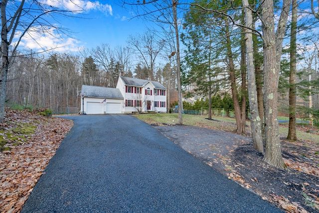 231 River St, Winchendon, MA 01475