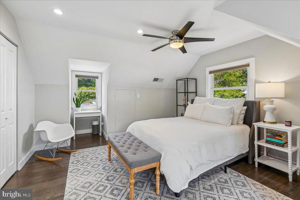 Image 28 of property listing at 11336 MITSCHER ST, Kensington, MD 20895
