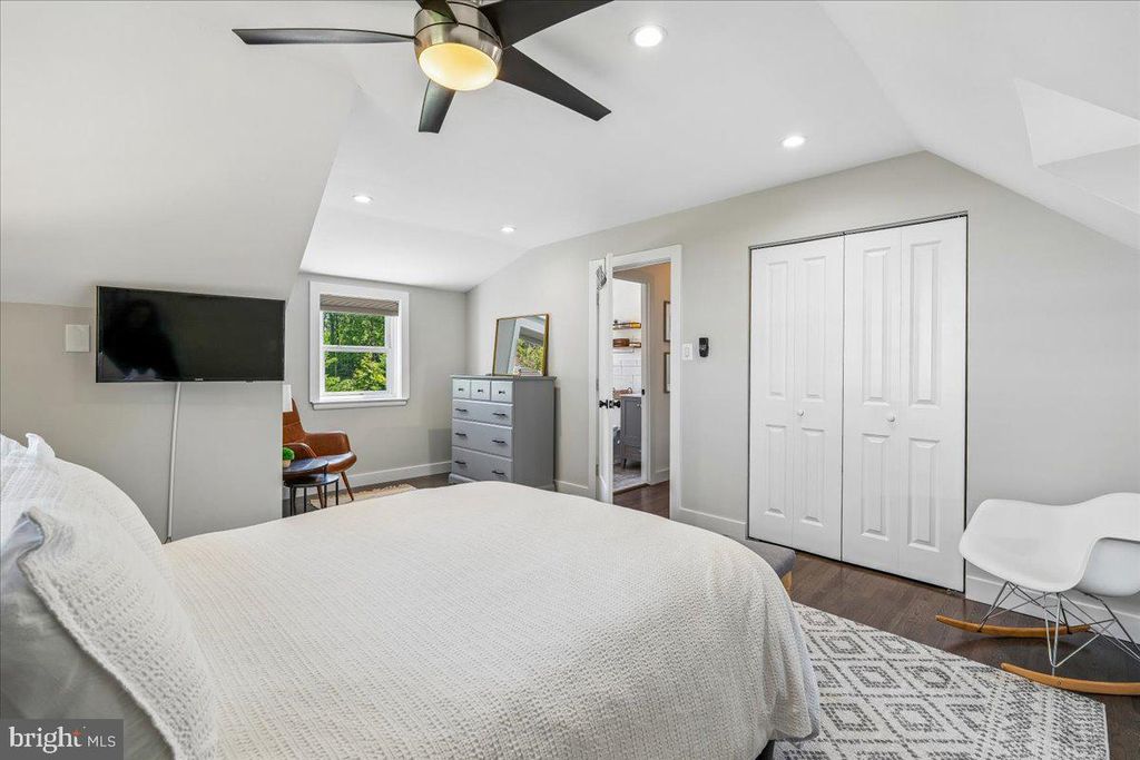 Image 30 of property listing at 11336 MITSCHER ST, Kensington, MD 20895