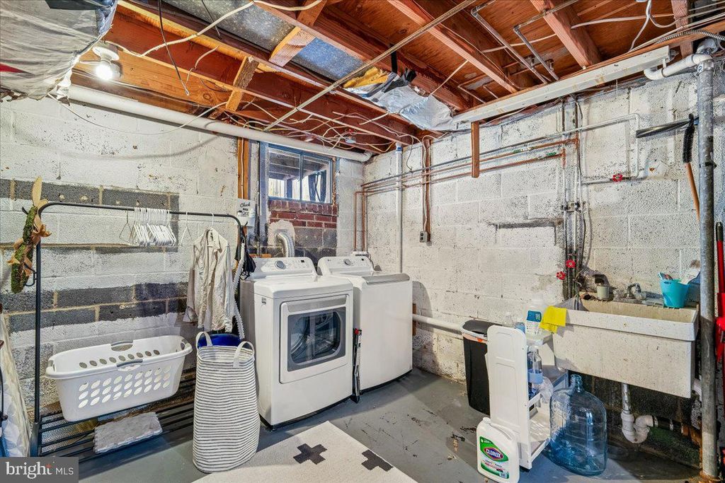 Image 47 of property listing at 11336 MITSCHER ST, Kensington, MD 20895