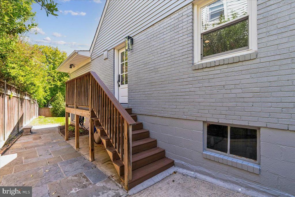 Image 60 of property listing at 11336 MITSCHER ST, Kensington, MD 20895