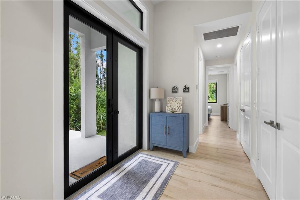 3012 Pine Tree DR, NAPLES, FL 34112 — photo 4