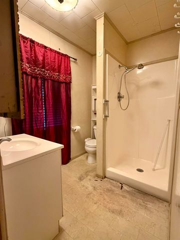 200 Plum St, Houma, LA 70363