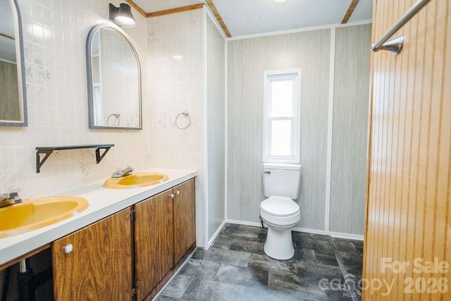 3099 Harmony Grove Road, Nebo, NC 28761