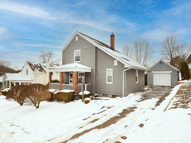 127 Lily Street, Washington Twp, PA 15613