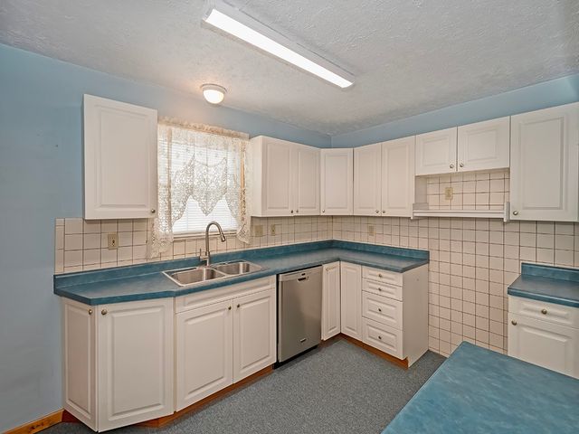 127 Lily Street, Washington Twp, PA 15613