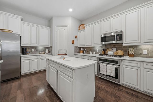 4307 Yellow Barberry Drive, Richmond, TX 77406