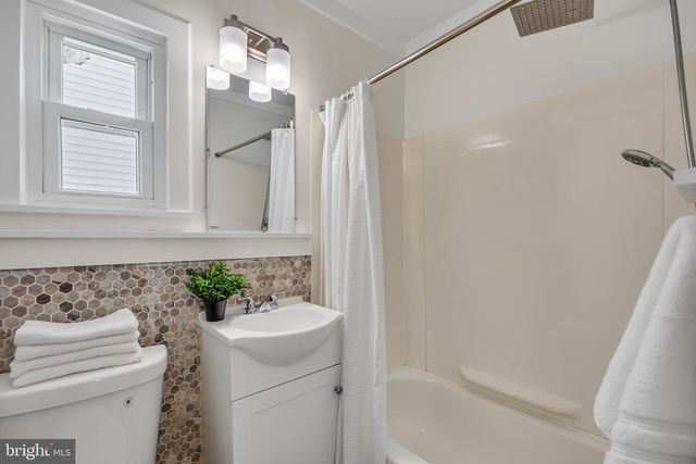 238 PATAPSCO AVE, Baltimore, MD 21222
