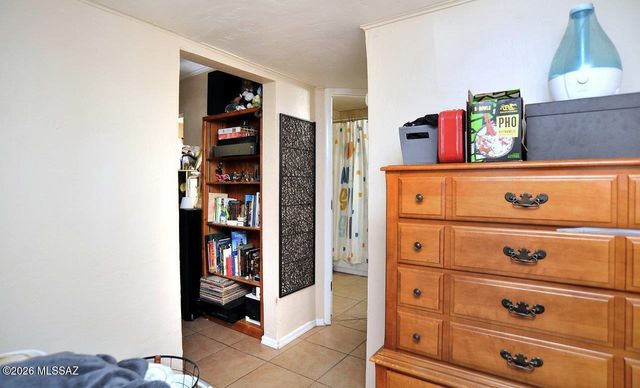 1302 N Dodge Boulevard, Tucson, AZ 85716