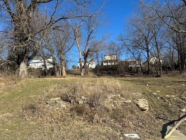 4439 Agnes Avenue, Kansas City, MO 64130